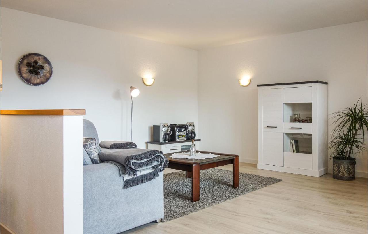 Beautiful Apartment In Dillenburg With Kitchen Экстерьер фото